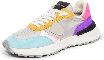 Imagen del producto de Zapatilla deportiva para mujer PHILIPPE MODEL ANTIBES. Calzado para mujer