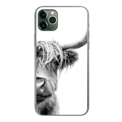 Produktbild von MuchoWow® Handyhülle Schutzhülle Hülle für iPhone 11 Pro Max Schottischer Highlander - Tiere - Schwarz - Weiß Silikon Softcase Handy Hülle - Schutz