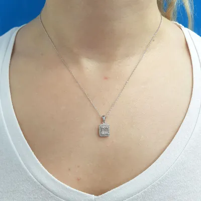 Produktbild von Diamant Halskette mit 0,35 Carat Baguette Anhänger