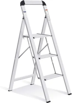 Immagine prodotto di Scala a tre gradini in alluminio pieghevole con corrimano, portata massima 150 kg, superficie antiscivolo, colore argento