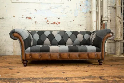 Image de Canapé Chesterfield, modèle 3 places, sofa, canapé rembourré