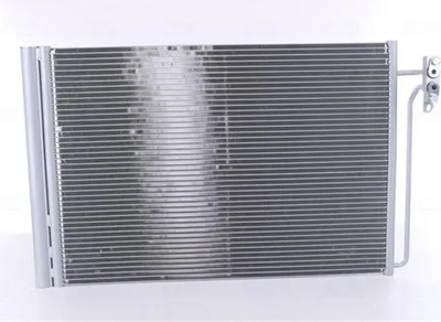 Produktbild von NISSENS 940045 Kondensator Klimaanlage für LAND ROVER Range Rover III (L322) +Trockner