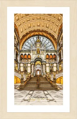 Produktbild von Lanarte Kreuzstich Stickpackung "Classic Antwerpener Hauptbahnhof", Zählmuster, 35x70cm