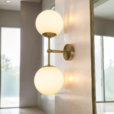 Produktbild von Wandlampe Badezimmer H: 50 cm Glas Echt-Messing 2x E14 Kugelschirm Wandleuchte Badezimmerleuchte