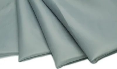 Produktbild von Futterstoff aus Polyester, leicht durchscheinend, Hellgrau 50 x 150 cm