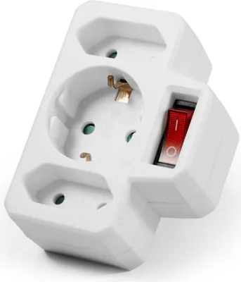 Produktbild von Steckdosenadapter McPower, 1x Schutzkontakt, 2x Euro, mit Schalter