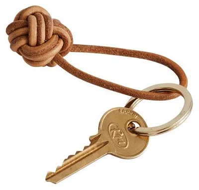 Produktbild von OYOY Keyring Knot 11002 Leder Schlüsselanhänger mit Messingring Ø4 cm skandinavisches minimalistisches Accessoire