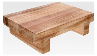 Produktbild von Leichter Tritthocker aus hochwertigem Holz mit rutschfester Fußstütze für ältere Menschen