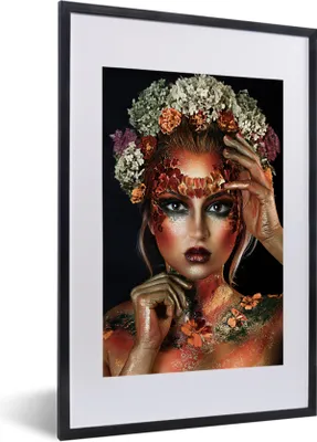 Produktbild von MuchoWow® MuchoWow® Gerahmtes Poster Blumen - Frau - Krone 40x60 cm - Poster mit zchwarzem Bilderrahmen - Poster in Rahmen