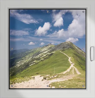 Produktbild von Wallario Lichtschutzbild, Dekorativer Sichtschutz Sonnenschutz 96 x 93 cm mit Motiv: Alpenluft - Verdunklung ohne Bohren