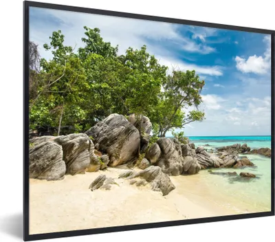 Produktbild von MuchoWow® Gerahmtes Poster Strand - Steine - Meer - Sommer 40x30 cm - Poster mit Schwarzem Bilderrahmen Wandposter Rahmen Foto Bilder - Kunstposter - Wanddekorationen