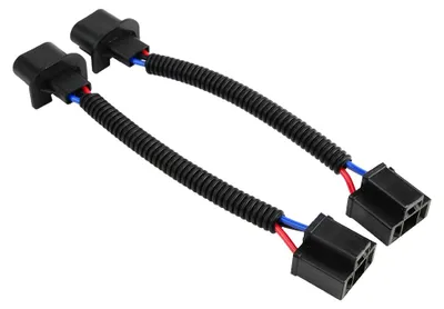 Zdjęcie produktu dla Zestaw kabli do konwersji reflektorów z 2 sztukami adapterów złącza żeńskiego H4 na męskie H13