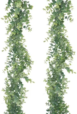 Image de Guirlande décorative en eucalyptus vert feuillage, 2 pièces