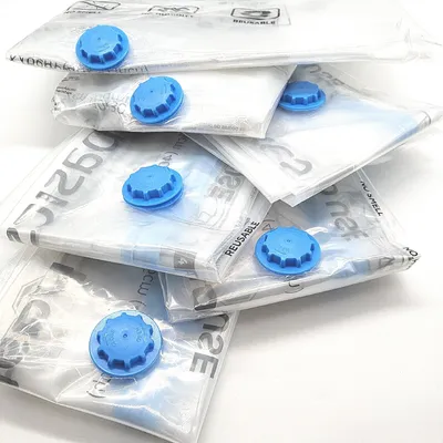 Produktbild von Amazon Basics Vakuumbeutel mit Handpumpe Jumbo-Größe 6er-Pack (6,14)