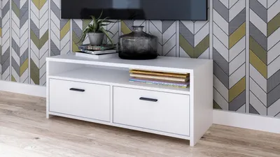 Produktbild von MATKAM Fernsehkommode Mili H 44 x B 100 x T 45 cm, laminierte Möbelplatte 18 mm, ein offenes Regalfach, Metallscharniere, satinierte Griffe (Weiß)