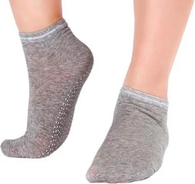 Produktbild von CHPN – Socken – Anti-Rutsch-Socken – Sportsocken – Yoga-Socken – Fitness-Socken – Grau – Größe 35/40 – Pilates-Socken
