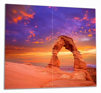 Produktbild von Wallario Herdabdeckplatte aus Glas, Größe 60 x 52 cm 2-teilig, Motiv Steinbogen vor einem farbenfrohen Himmel in lila-rot