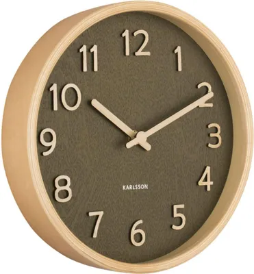 Produktbild von Karlsson - Wanduhr Pure Wood - Moosgrün - Ø22cm