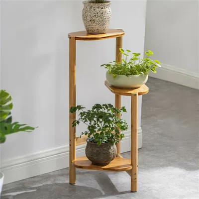 Produktbild von WISFOR Blumentreppe aus Bambus, 3 stufige Pflanzentreppe, Pflanzenregal Gartenregal für Wohnzimmer Balkon Garten Indoor Outdoor,Natur