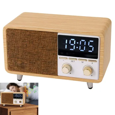 Produktbild von Bluetooth-Lautsprecher mit Radiowecker, zwei Weckerfunktionen, dimmbarem LED-Display, unterstützt TF-Karten und AUX-Eingang.