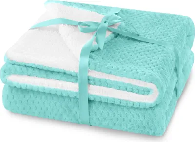 Produktbild von Kuscheldecke Tagesdecke 130 x 180 cm Türkis Wohndecke Sofadecke Decke XXL 400 GSM Shleepy