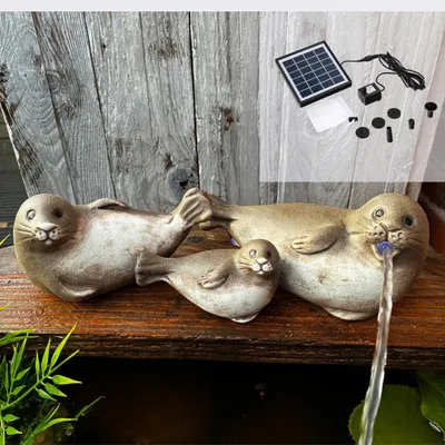 Produktbild von 3er Set Solar Wasserspeier Robbenfamilie aus Keramik - Teichbrunnen inkl. Solarpumpe & 3m Kabel