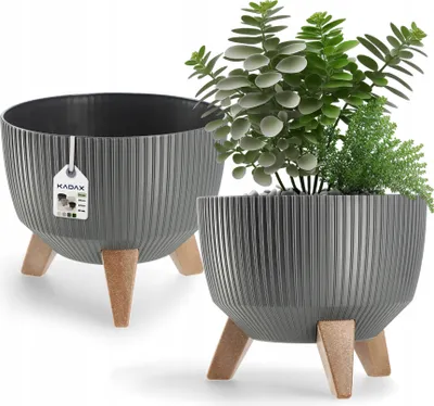 Produktbild von KADAX Kunststoff Blumentopf "Milis", Blumenkübel mit drei Einsteckstützen, Anthrazit, 24 cm