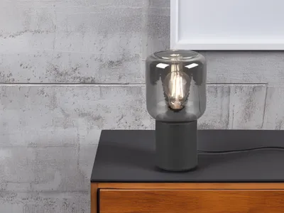 Produktbild von Trio Leuchten Tischleuchte Nico E27, schwarz, Metall/Glas