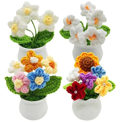 Immagine prodotto di Set di 4 fiori all'uncinetto in vaso