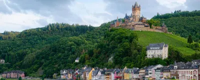 Produktbild von hansepuzzle 31103 - Cochem Panorama-Puzzle 2000 Teile | Orte Puzzle, 2028 Teile, Orte, 60,0 x 46,0cm mit hochwertiger Aufbewahrung, Kartonbox & Beutel