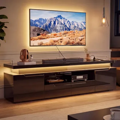 Immagine prodotto di ProximaX, mobile TV in vetro lucido nero, 180 cm, con LED RGB, spazio contenitivo e funzione di ricarica, adatto per televisori fino a 75 pollici, Immagine generata dall'IA