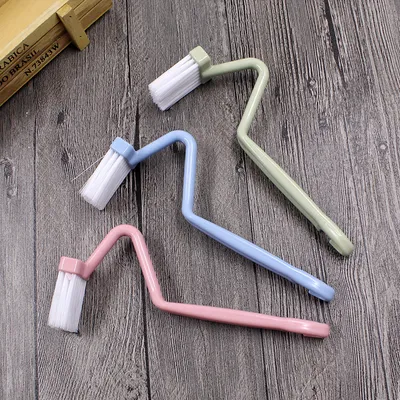 Produktbild von 4 Stück WC-Randbürste Toilettenbürsten V-Typ Kunststoff gebogene (Farbe zufällig)