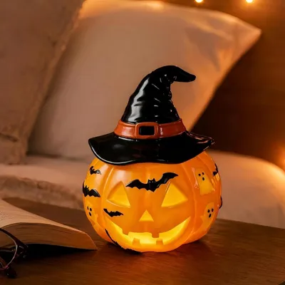 Produktbild von Kürbis Lampe, Kürbis-Laterne mit Hexenhut, 3D-LED-Nachtlicht aus Harz, USB-Aufladung, Halloween-Dekoration für Schlafzimmer,Party,Regal,13x13x15cm