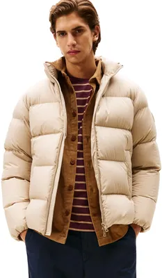 Produktbild von Tommy Hilfiger Herren Pufferjacke Down Stand mit Stehkragen, Beige (Sandalwood),