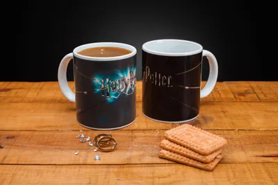 Produktbild von Paladone Products Harry Potter Tasse mit Thermoeffekt Magic Wand PP3868HP