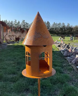 Produktbild von Vogelhaus XXL zum Beleuchten 45x26cm + Stab Gartenstecker Edelrost Gartendeko Windlicht Teelicht Futterhaus Metall Rost