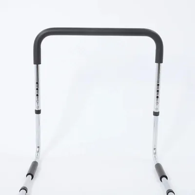 Image de Barrière de lit réglable - Poignée de lit pour le bord du lit - Protection antichute pour personnes âgées - Rampe en mousse double épaisseur - Base antidérapante avec sangle - Structure en acier compatible avec les lits en bois et en métal