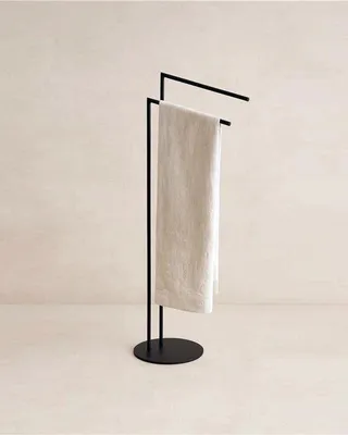 Immagine prodotto di Piantana portasciugamani nero opaco Style