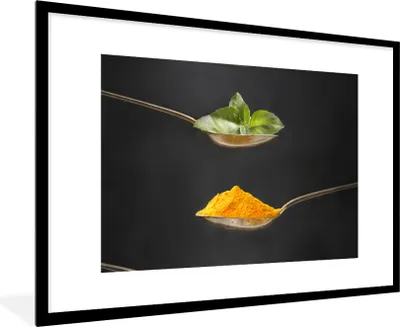 Produktbild von MuchoWow® Gerahmtes Poster Kräuter - Löffel - Gewürze - Schwarz - Italienisch 90x60 cm - Poster mit Schwarzem Bilderrahmen Wandposter Rahmen Foto Bilder - Wanddekoration - Fotos