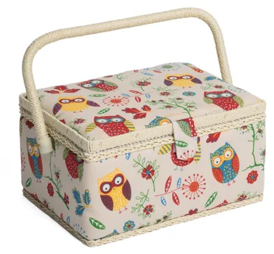 Productafbeelding van Middelgrote naaidoos met accessoirevak en naaidoosje - 18,5 x 25,5 x 14,5 cm - Uilenmotief