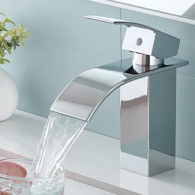Immagine prodotto di Miscelatore per lavabo a cascata, monocomando, cromato, con altezza del beccuccio di 60 mm