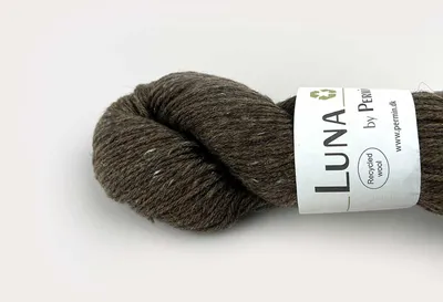 Productafbeelding van Luna van Permin – 100% gerecycled schapenwol (vrij van mulesing en gecertificeerd volgens ) (kleur: bruin 03)