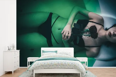Produktbild von MuchoWow® Fototapete für Wohnzimmer oder Schlafzimmer Wandtapete Vinyl Motivtapete Rosen - Bad - Frau - 600x400 cm - Vinyltapeten