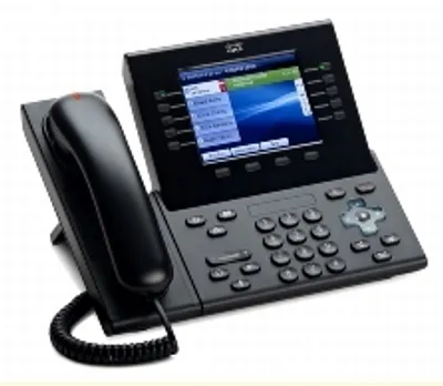 Produktbild von Cisco 8961 - węgiel drzewny - 640 x 480 pikseli - 12,7 cm (5 cali) - 5 linii - 200 wpisów - G.711a,G