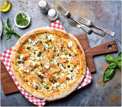 Produktbild von Spritzschutz Herdabdeckplatte Schneidebrett aus Glas Pizza auf Holzbrett 1-Teilig (60x52cm)