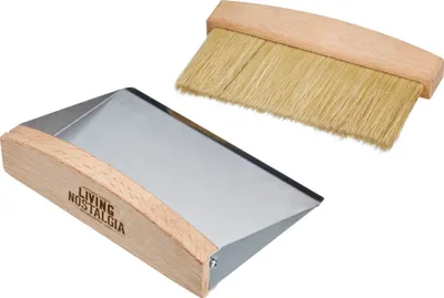 Image de Living Nostalgie KitchenCraft Set de brosse et pelle de table de inox et bois magnétique 16 x 11 x 4 cm