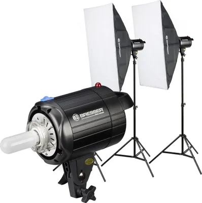 Produktbild von Bresser BRM 300AM Studioblitz Set 2x300 Ws mit Softboxen und Stativen