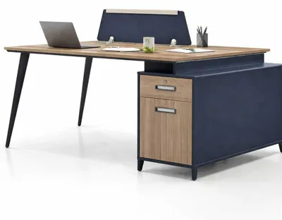 Productafbeelding van Een elegante bureau voor twee personen, gemaakt van hoogwaardig hout