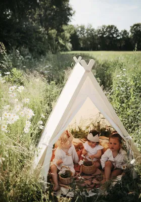 Image de Tente pour enfants Kinderfeets - Toile, bois de pin, couleurs naturelles. Convient pour l'intérieur et l'extérieur