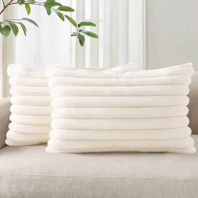 Obrázek produktu pro Sada dvou plyšových povlaků na polštáře, rozměr 30 x 50 cm, barva krémová